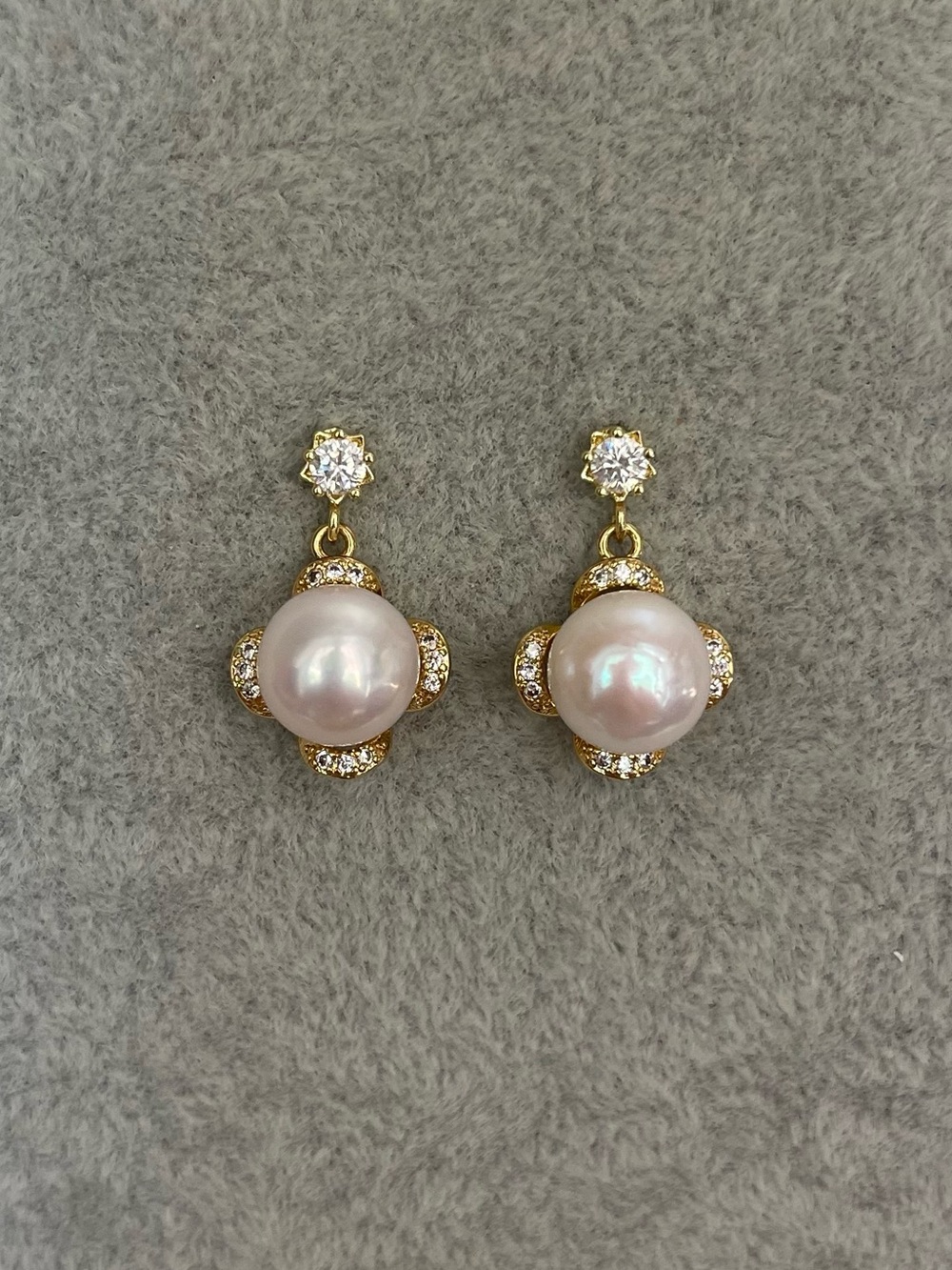 10mm Freshwater Pearl and Crystal Drop Earrings - 925 silver posts